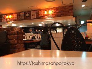 【池袋駅】サンシャインシティ・アルパ「バンビ」で激安！2,000円以下のステーキ食べられる！の店内