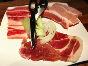 【池袋駅】学生人気高め！韓国料理1,980円食べ放題の激安！「トンチュヤ 池袋東口店」の食べ放題の料理１