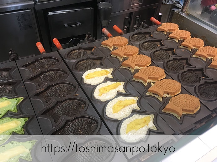 豊島区・池袋駅周辺：散策のお供にたい焼き食べよう〜！美味しいと有名な５店舗をご紹介。の味咲き池袋西武店の焼き機